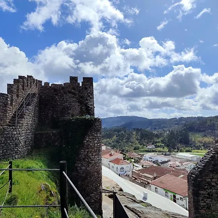 Casa Buganvilia - Near Of The Castle شقة